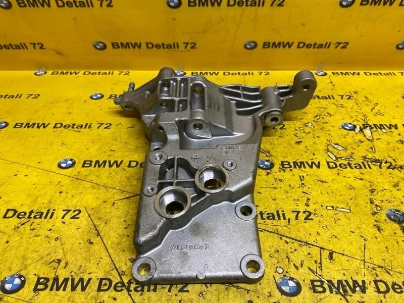Кронштейн генератора Bmw 7 2006 12317533837 E65 N62B48