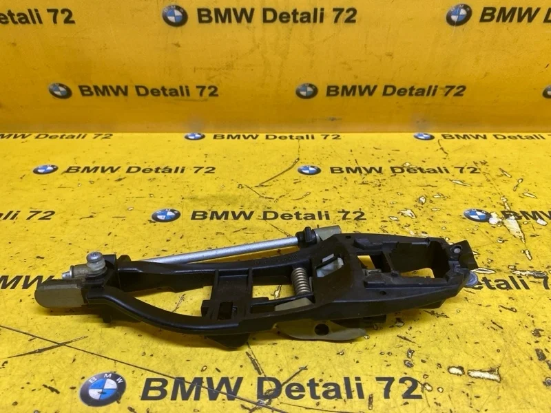 Кронштейн ручки двери Bmw 3 2003 51218253453 E46 M54B22, передний левый