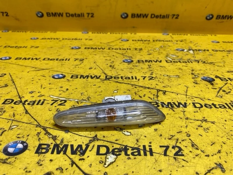 Повторитель поворота в крыло Bmw 3 2011 63137253326 E91 N43B20A, передний правый