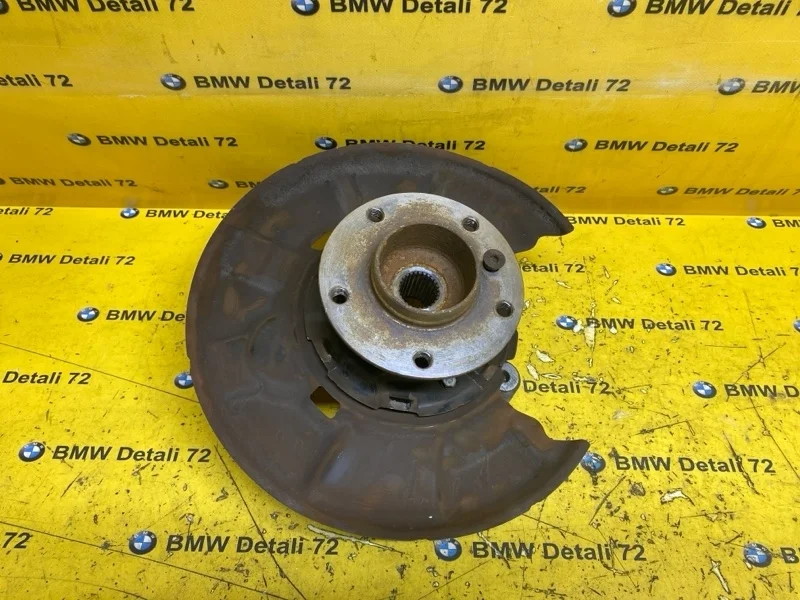 Кулак поворотный Bmw 3 2011 33326783653 E91 N43B20A, задний левый