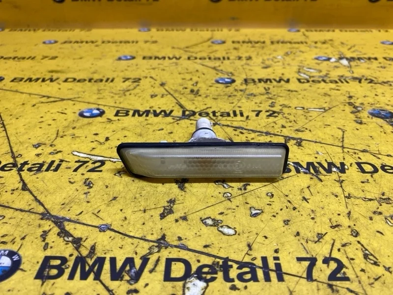 Повторитель поворота в крыло Bmw X5 2006 63137164491 E53 M54B30, передний левый