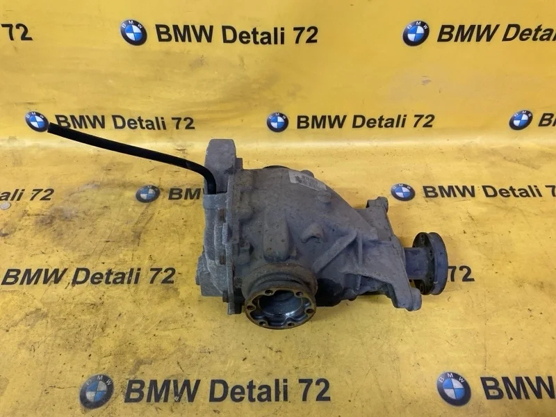 Редуктор Bmw X5 2006 33107510656 E53 M54B30, задний
