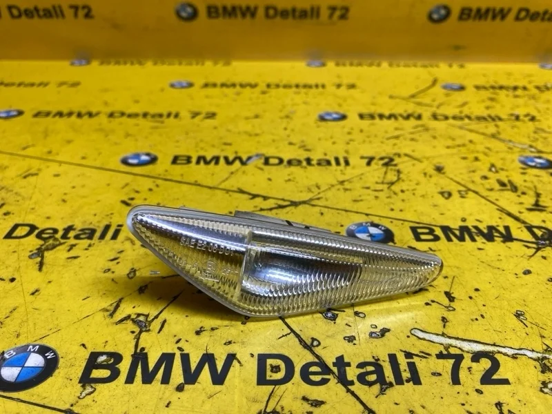 Повторитель поворота в крыло Bmw X5 2008 63137171007 E70 N52B30, левый