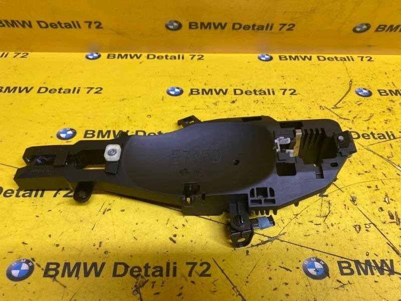 Кронштейн ручки двери Bmw X5 2008 51217193263 E70 N52B30, передний левый