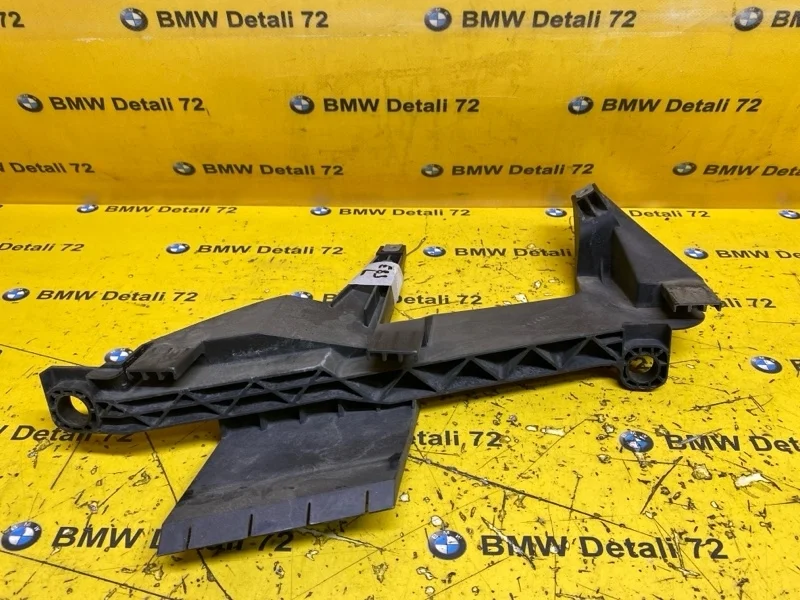 Кронштейн фары Bmw X3 2005 63126939199 E83 M54B25, передний левый