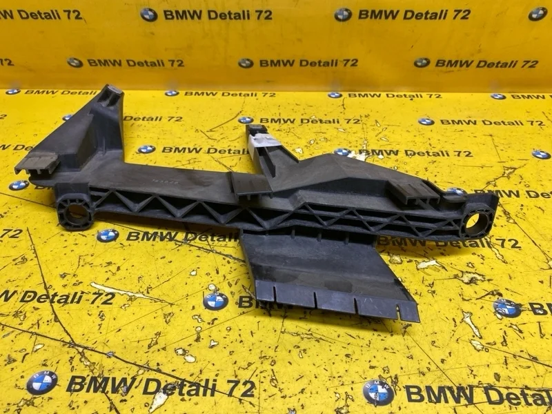 Кронштейн фары Bmw X3 2005 63126939200 E83 M54B25, передний правый