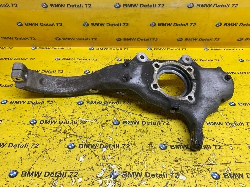 Кулак поворотный Bmw X5 2008 31216869869 E70 N52B30, передний левый