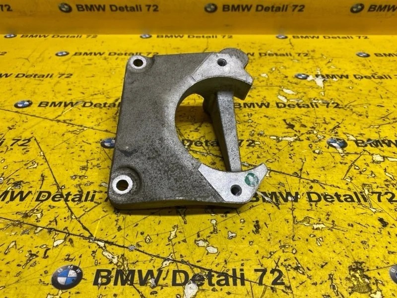 Кронштейн двигателя Bmw 5 2006 22116761117 E60 N52B25AF