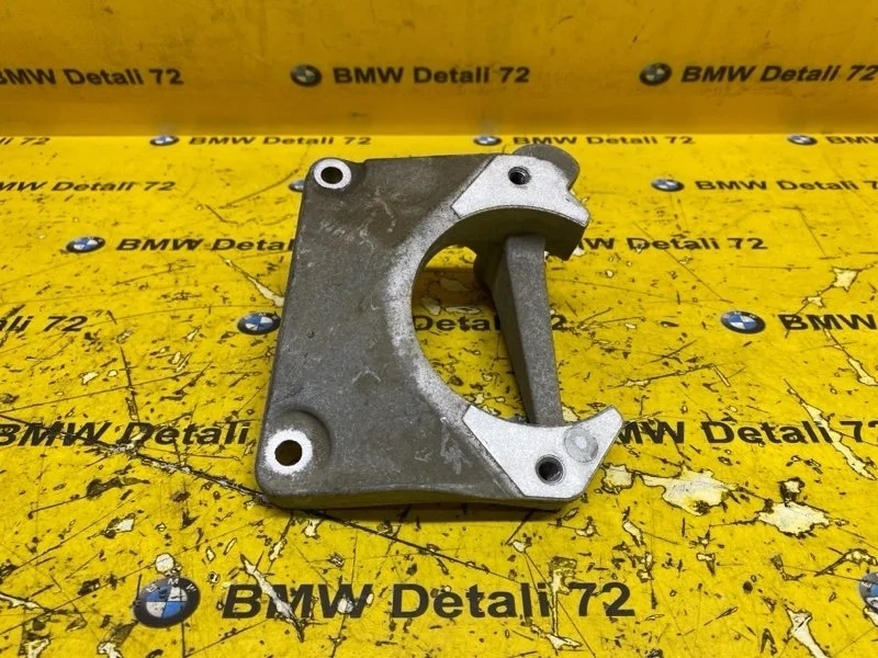 Кронштейн двигателя Bmw 5 2006 22116761117 E60 N52B25AF