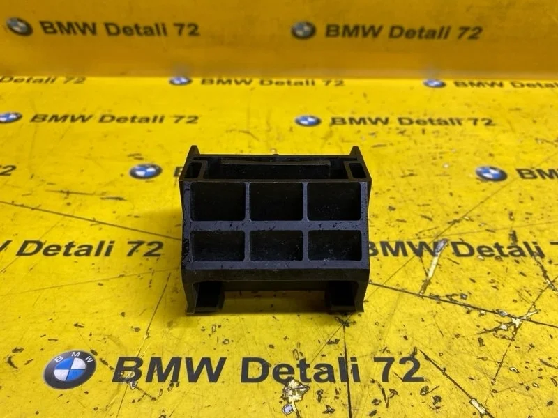 Кронштейн радиатора Bmw 5 2006 17117542517 E60 N52B25AF