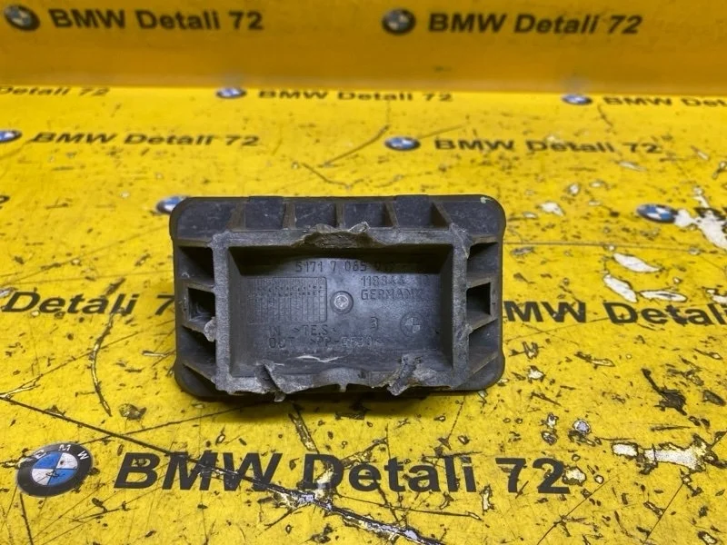 Поддомкратник Bmw 5 2006 51717065919 E60 N52B25AF