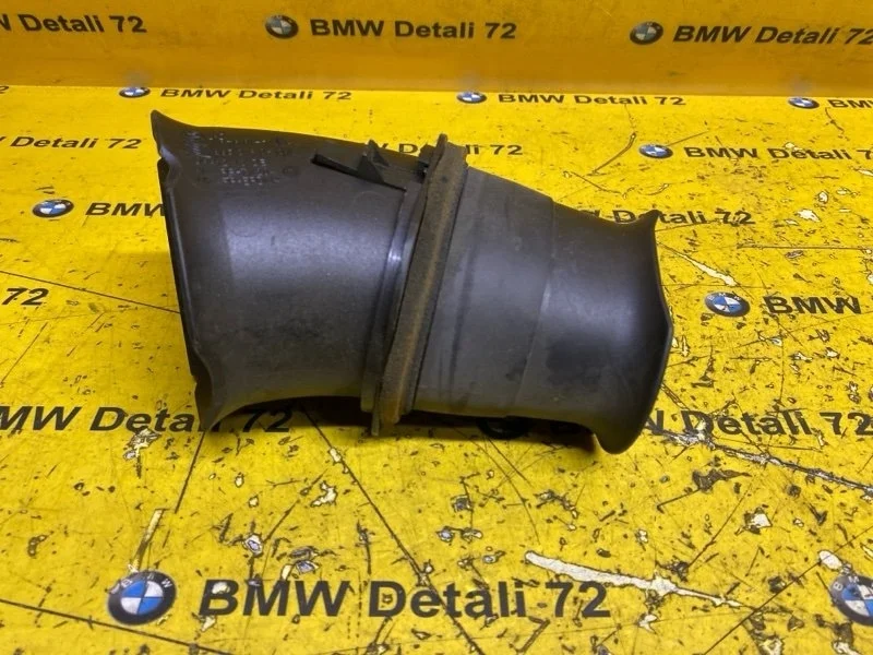 Воздухозаборник Bmw 7 2008 13717546814 E65 N62B48