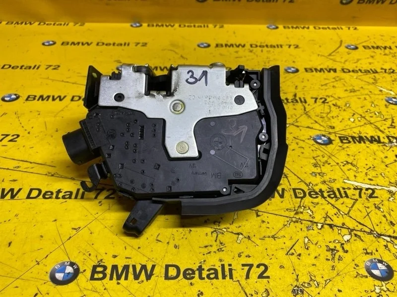 Замок двери Bmw X5 2005 51228402601 E53 M54B30, задний левый