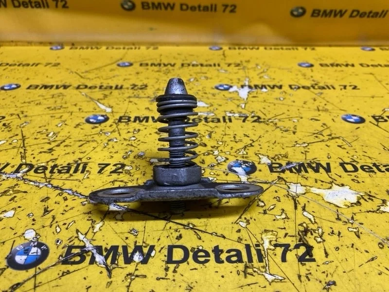 Замок капота Bmw X5 2003 51238229807 E53 M54B30
