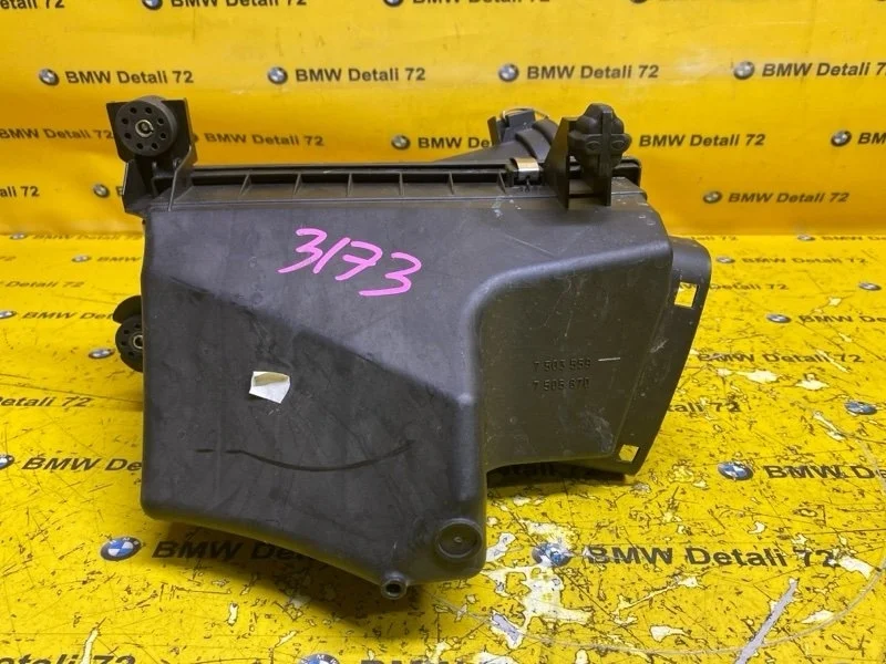 Корпус воздушного фильтра Bmw X5 2003 13717503559 E53 M54B30