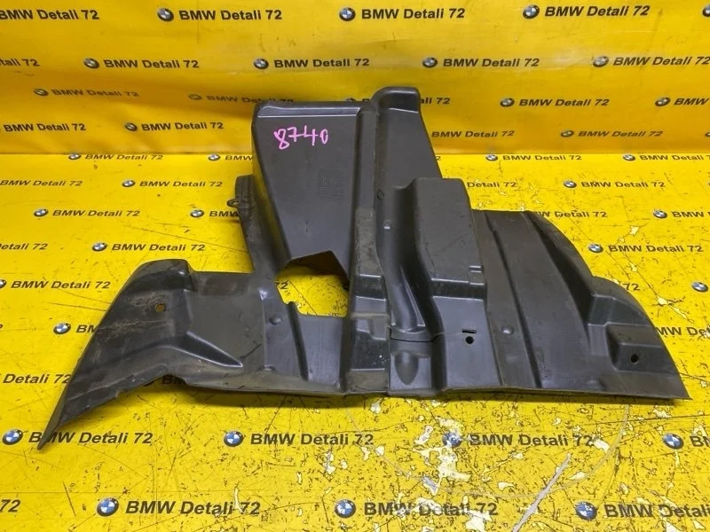 Пыльник двигателя Bmw X5 2003 51718408959 E53 M54B30, передний левый