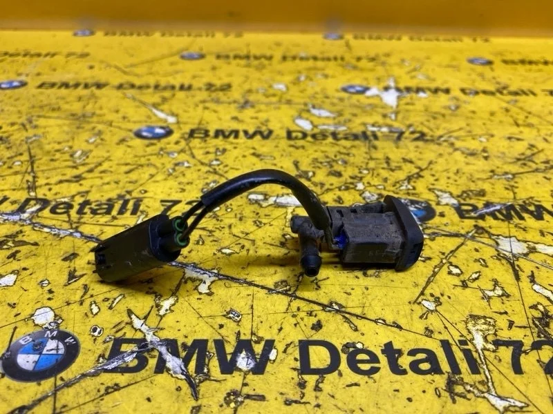 Форсунка омывателя стекла Bmw X3 2007 61667110851 E83 N52B30