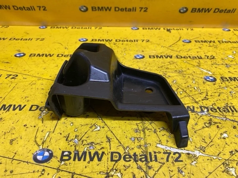 Крепление бампера Bmw X3 2007 51123414408 E83 N52B30, заднее правое