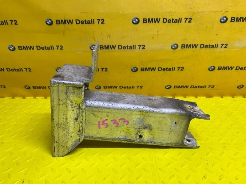 Кронштейн усилителя бампера Bmw X3 2007 51113419957 E83 N52B30, передний левый