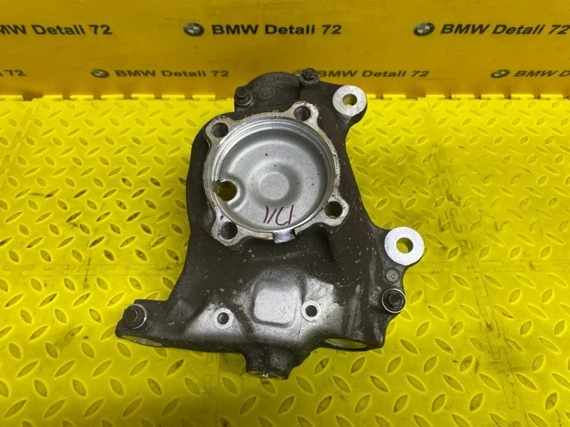 Кулак поворотный Bmw 7 2007 31216753461 E65 N62B48, передний левый