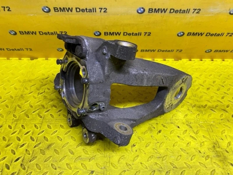 Кулак поворотный Bmw X5 2005 33321095239 E53 M54B30, задний левый