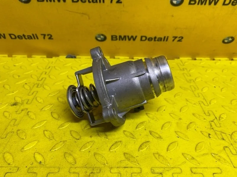 Термостат Bmw 7 2005 11537586885 E65 N62B48