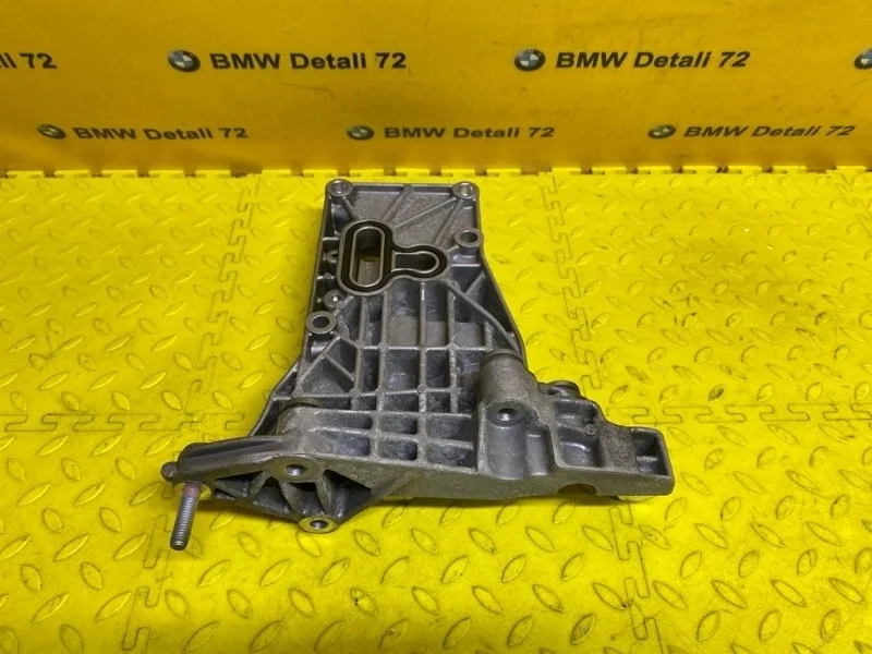 Кронштейн генератора Bmw 7 2007 12317533837 E65 N62B48