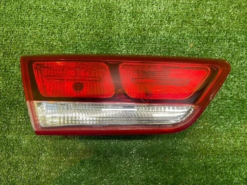 Фонарь внутренний Kia Optima JF