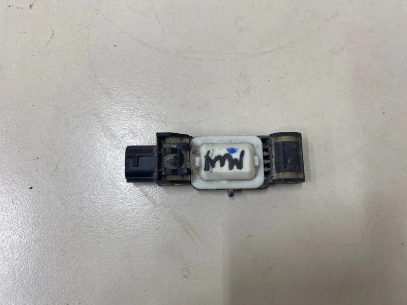 Датчик AIR BAG Nissan Primera 3 P12