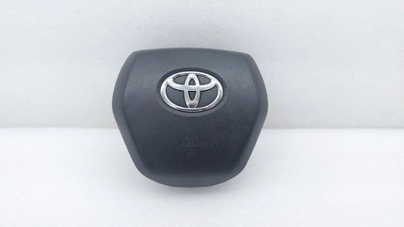 Подушка безопасности в руль Toyota Camry 2021 70