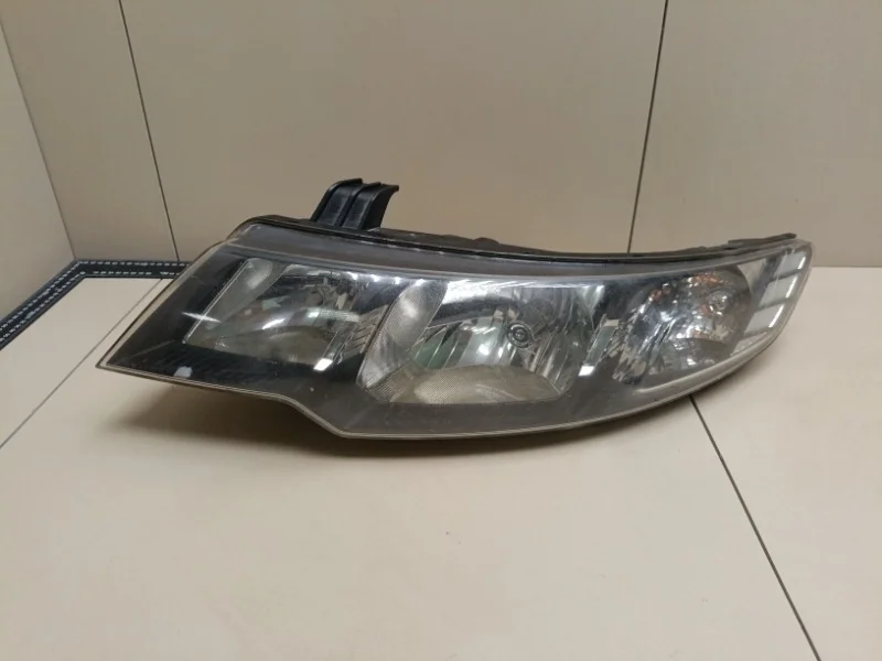 Фара Kia Cerato 2013 921011M020 TD 1600 CC - GAMMA, передняя левая