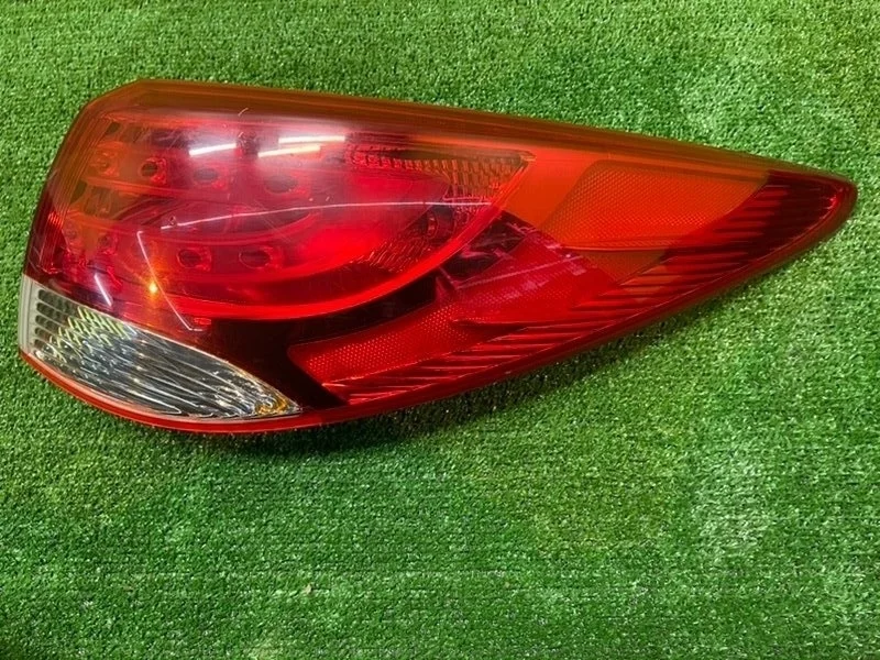 Фонарь задний правый Hyundai Ix35 LM