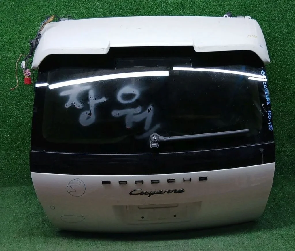 Дверь багажника Porsche Кайен 1