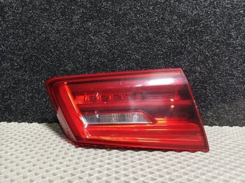 Фонарь в крышку багажника Bmw 5 2019 63217376473 G30 3.0D B57D30, левый