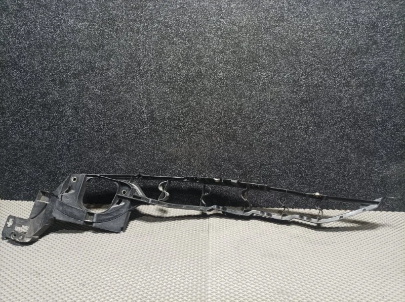 Кронштейн крыла Bmw X5 2012 51127157990 E70 N57D30, правый