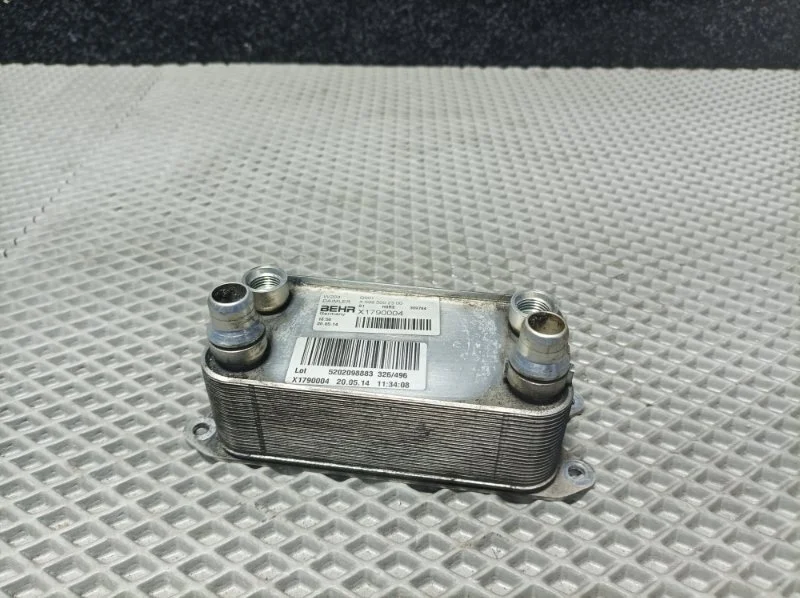 Теплообменник Mercedes-Benz C-Klasse 2014 A0995002300 W204 M271.820