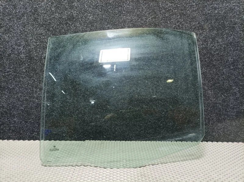 Стекло двери Bmw 5 1999 51348159171 E39 M62B35, заднее левое