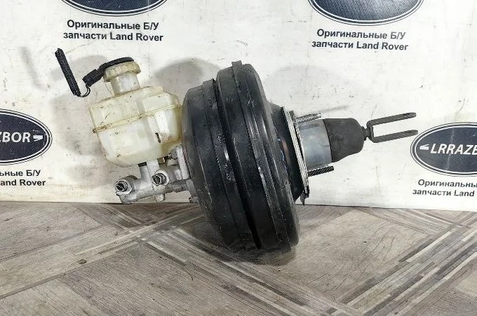 Вакуумник тормозной DISCOVERY 4 L319 09-12 3.0