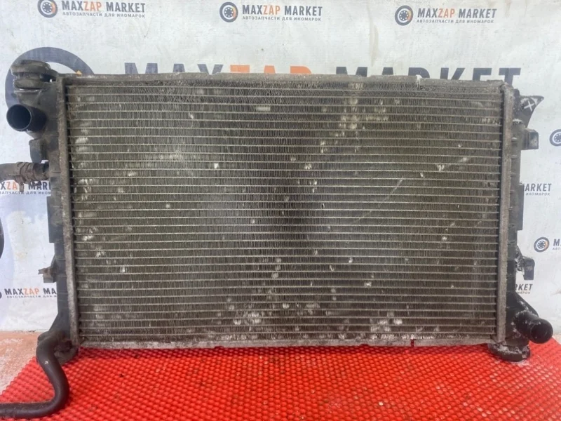 Радиатор основной Ford Focus 1 2001 YS4Z8005BBCP 2.0 SPLIT PORT