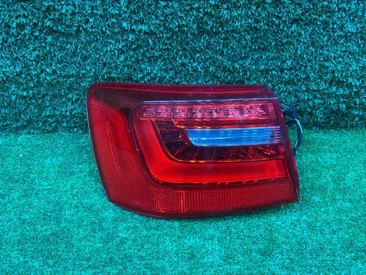 Фонарь задний левый Audi A6 C7 4G универсал Audi A6 C7  CHV 4WD  4G9945095B