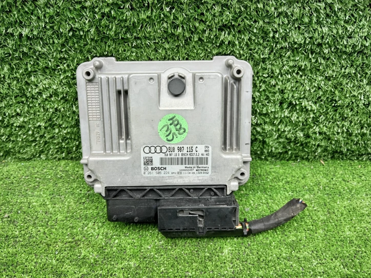 Блок управления двигателем Audi Q3 8U  CPSA 4WD  8U0907115C