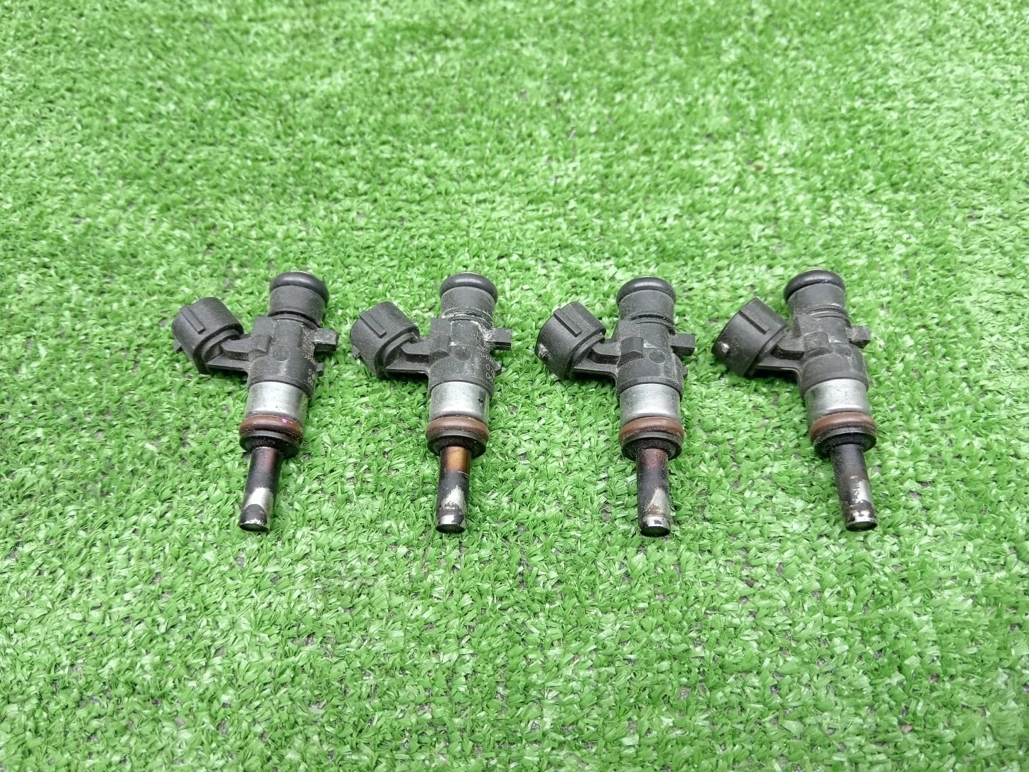 Форсунка топливная Gen3 Audi A5 8T  CJEB 2WD  06L906031A