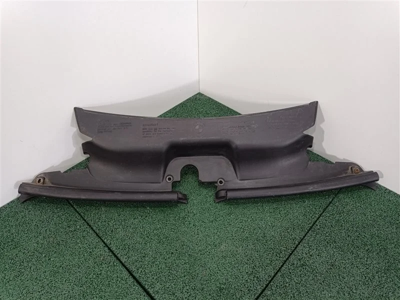Кожух замка капота Bmw X3 2008 13713402286 E83