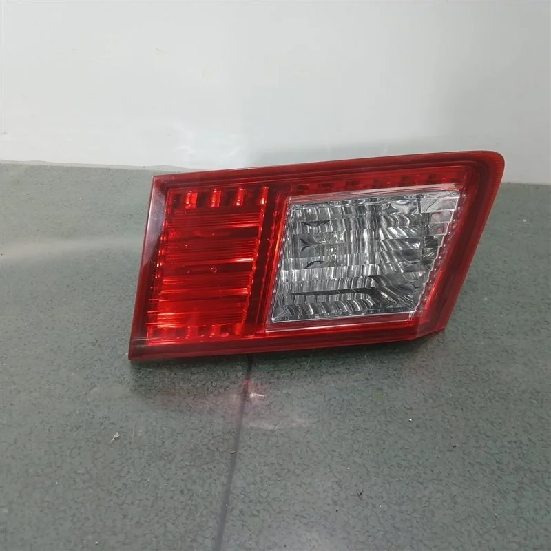 Фонарь внутренний Honda Accord 2009 34150TL0003 CU 2.2, задний правый