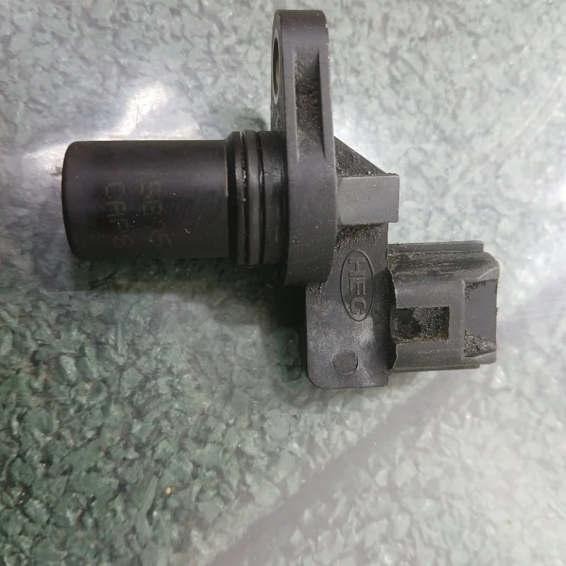 Датчик положения распредвала Hyundai Sonata 2005 3931038050 EF G4JP