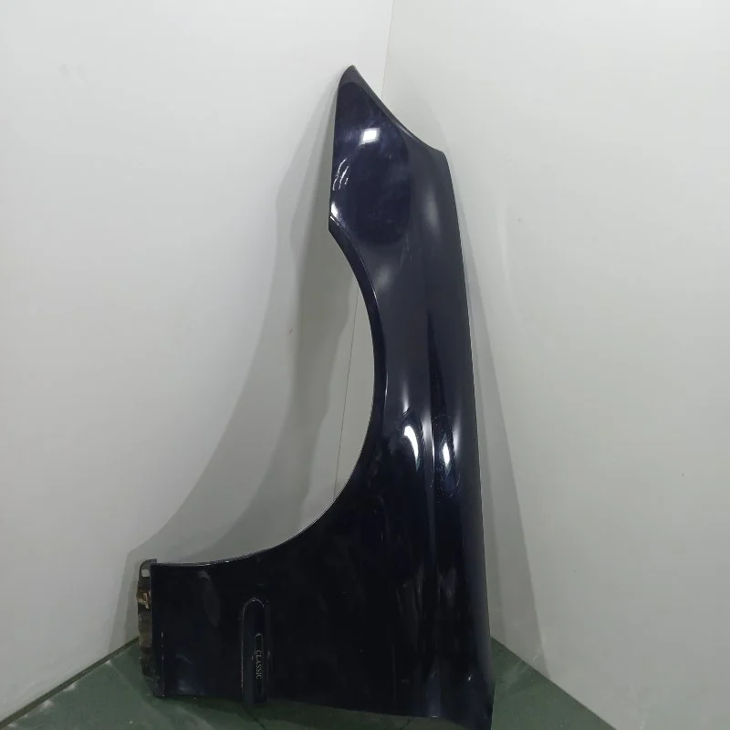 Крыло Mercedes-Benz C 2001 A2038800118 W203 M111.951, переднее левое