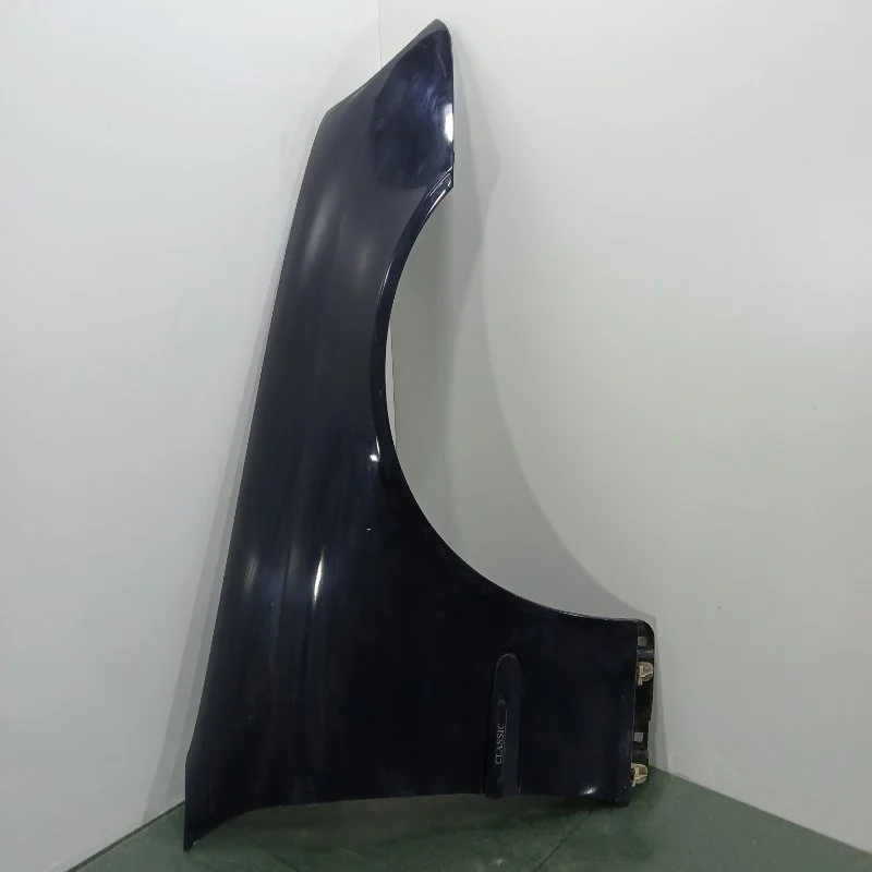 Крыло Mercedes-Benz C 2001 A2038800218 W203 M111.951, переднее правое