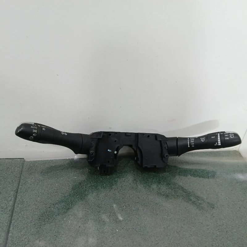 Блок подрулевых переключателей Infiniti Qx70 2015 255601BA0E S51 VQ37VHR