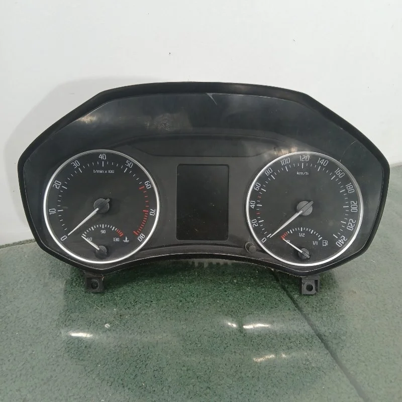 Панель приборов Skoda Octavia 2011 1Z0920803Q A5 BSE