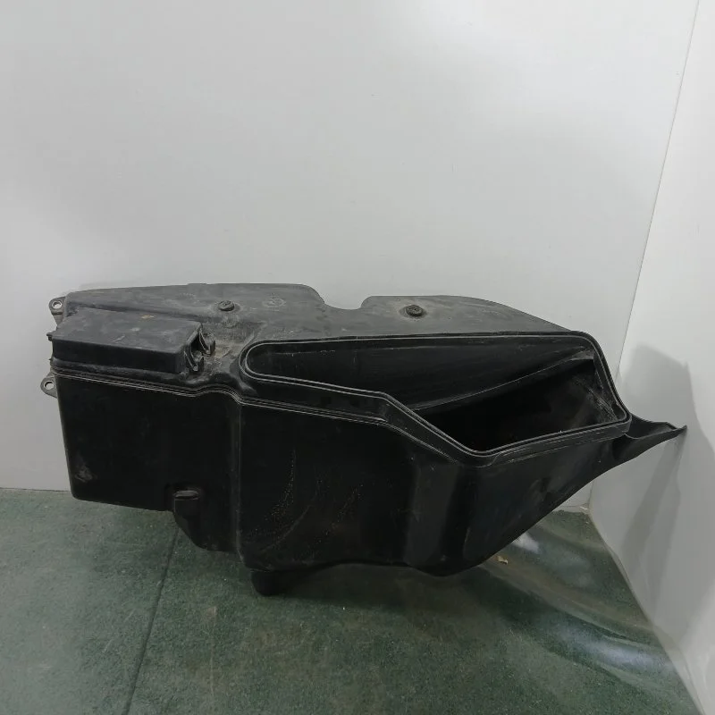 Воздухозаборник Mercedes-Benz S 2006 A2218300044 W221 M273.961